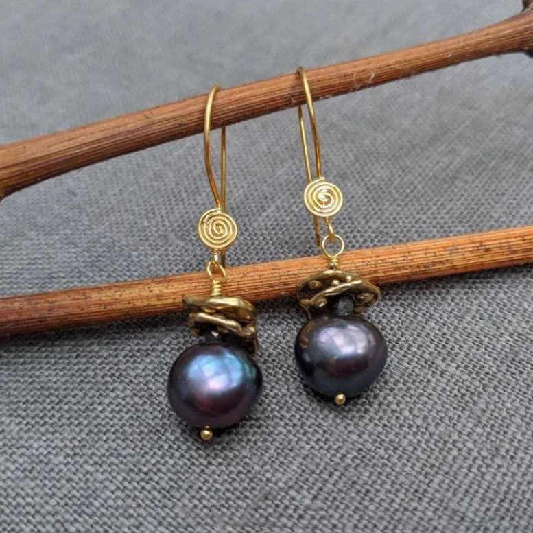 Black Pearl Earrings