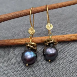 Black Pearl Earrings