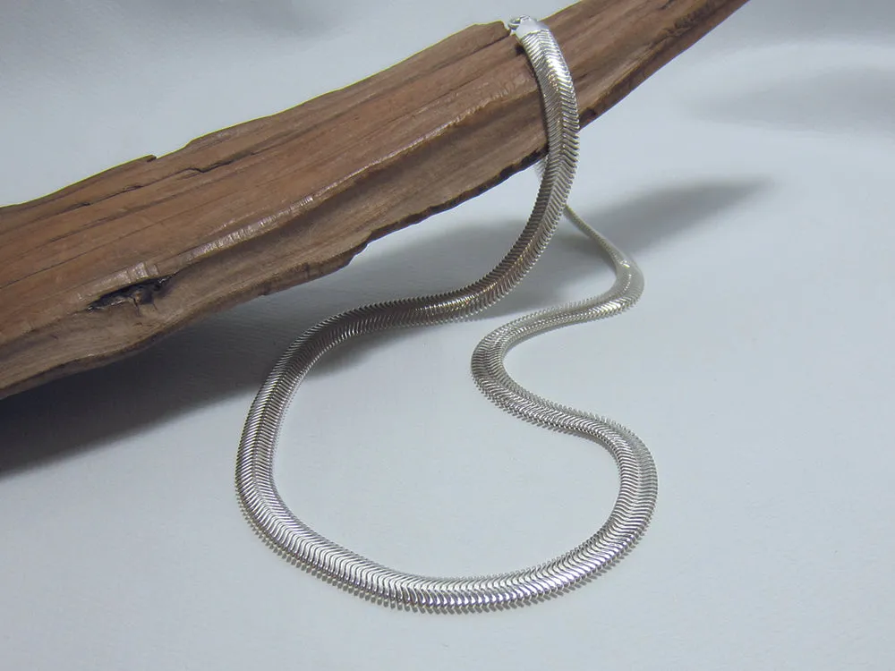 flat oval snake necklace