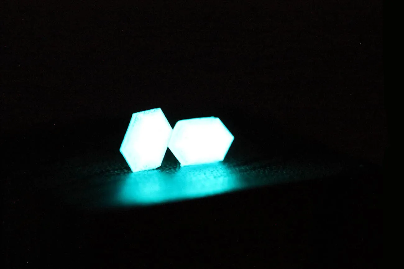 Glowing Rupee Earrings Pair - Legend of Zelda