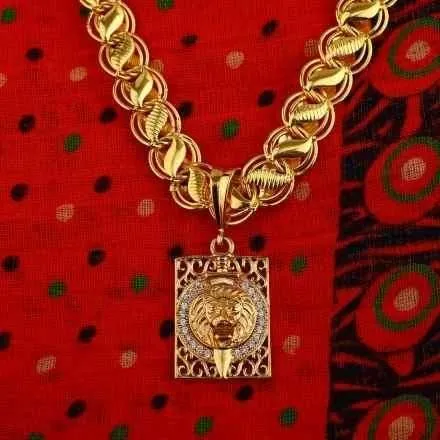 Lovely Gold Plated Pendant With Chain For Men