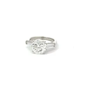 Round Brilliant Cut Diamond Engagement Ring