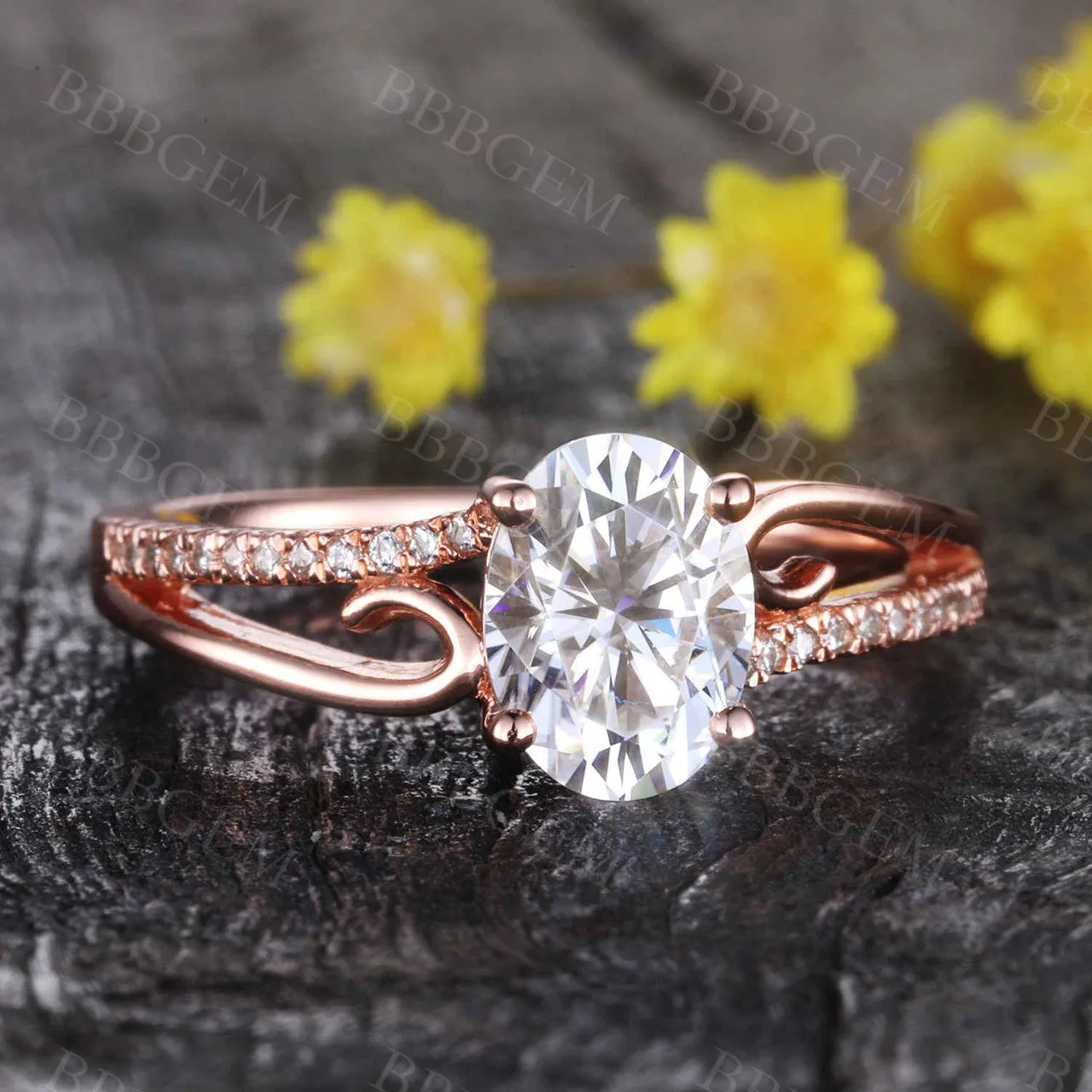 Vintage Moissanite Engagement Ring Antique Curve Solitaire Ring Women Anniversary Jewelry