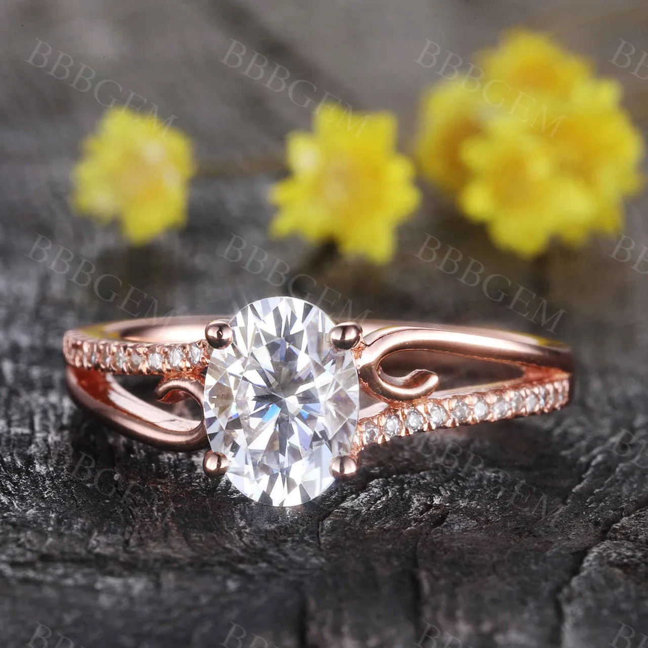 Vintage Moissanite Engagement Ring Antique Curve Solitaire Ring Women Anniversary Jewelry